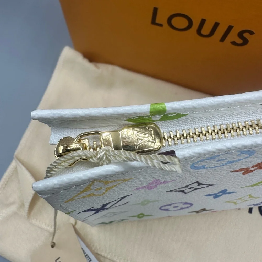 Louis Vuitton x Takashi Murakami toiletry pouch 19 - Picture 11 of 12